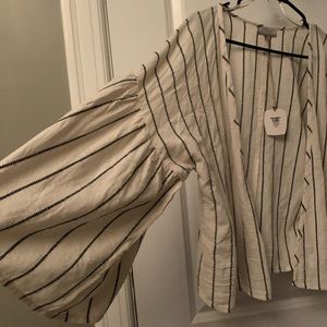 NWT linen Bell sleeve kimono style top